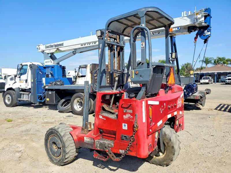 41716686 :رقم المزاد ، M070498 vin ، 2013 Moffett Forklift مزاد بيع