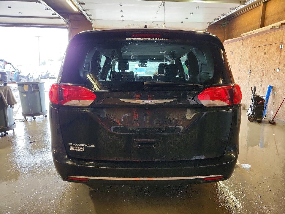 79893605 :رقم المزاد ، 2C4RC1EG0HR837617 vin ، 2017 Chrysler Pacifica مزاد بيع