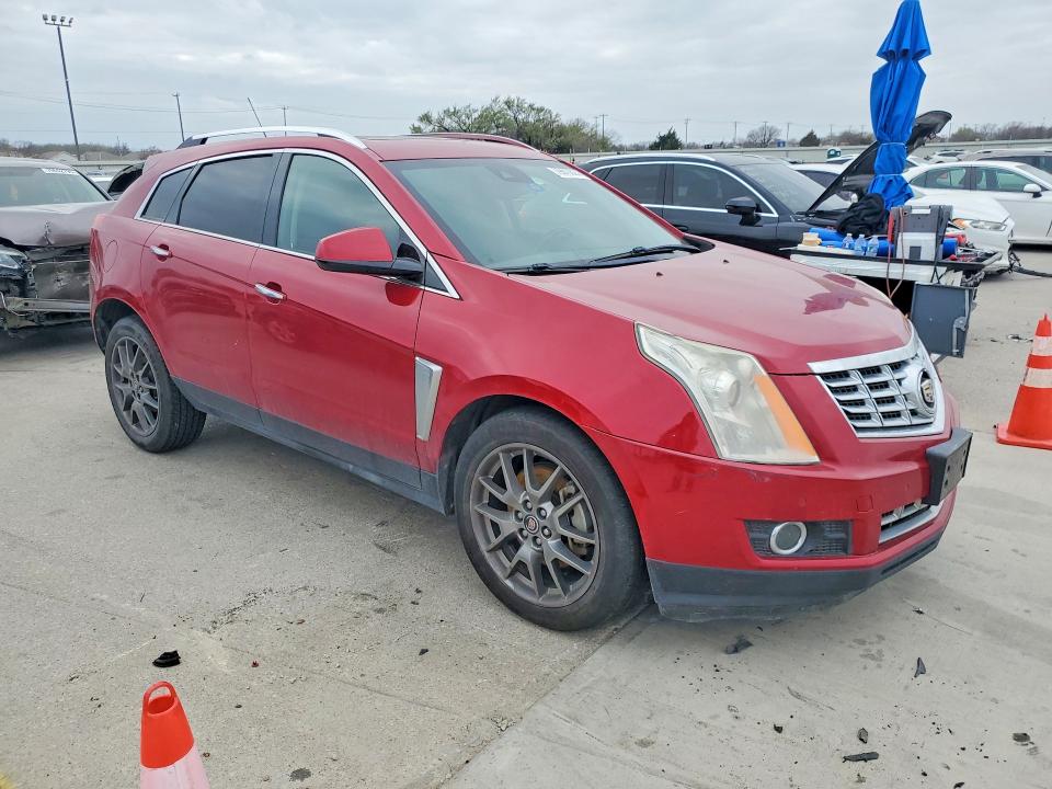79670625 :رقم المزاد ، 3GYFNFE35FS609162 vin ، 2015 Cadillac Srx مزاد بيع