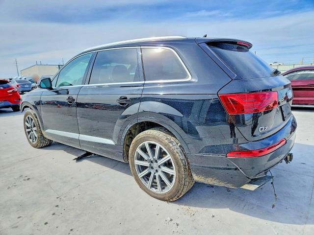2017 Audi Q7 მანქანა იყიდება აუქციონზე, vin: WA1LHAF77HD056323, აუქციონის ნომერი: 46124806