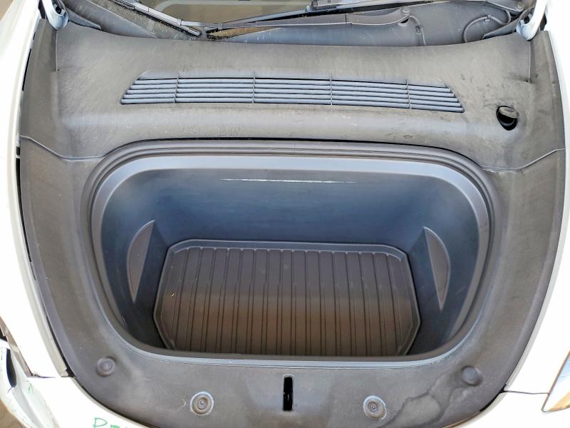47652176 :رقم المزاد ، 7SAYGDEF1NF494450 vin ، 2022 Tesla Model Y مزاد بيع