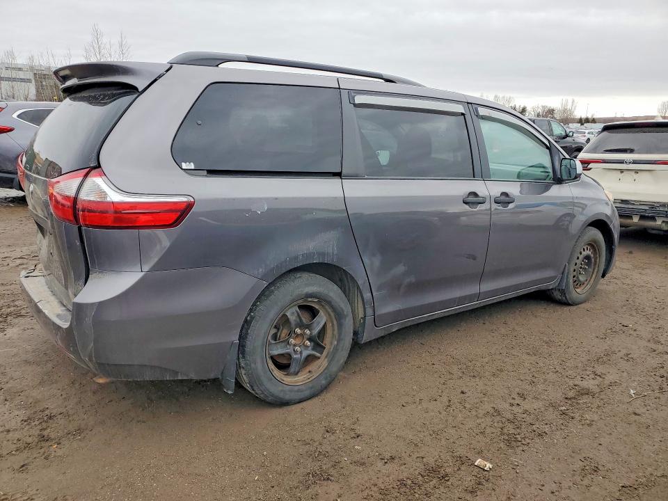42063616 :رقم المزاد ، 5TDZK3DC2FS614593 vin ، 2015 Toyota Sienna مزاد بيع