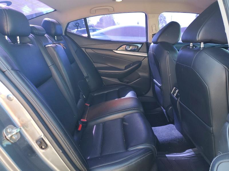 45805096 :رقم المزاد ، 1N4AA6AP4HC428752 vin ، 2017 Nissan Maxima مزاد بيع