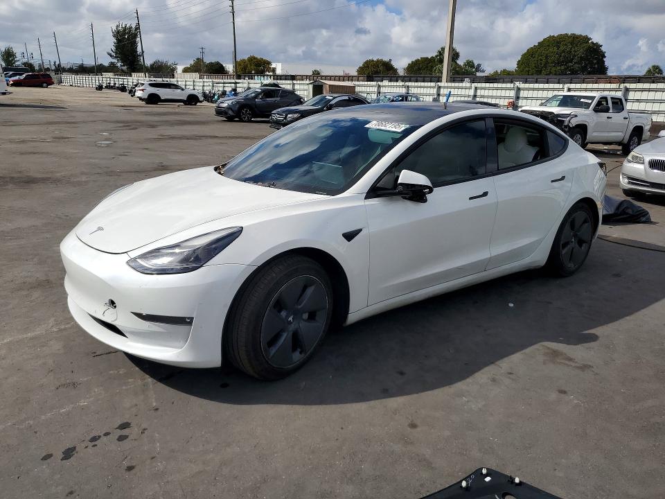 Продаж на аукціоні авто 2022 Tesla Model 3, vin: 5YJ3E1EA8NF163400, номер лоту: 78682195