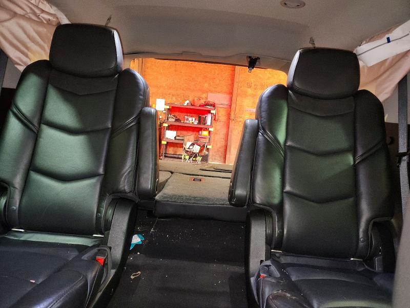 Продажа на аукционе авто 2018 Cadillac Escalade, vin: 1GYS4CKJ8JR390213, номер лота: 79595845