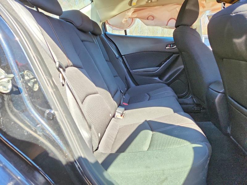 47416656 :رقم المزاد ، 3MZBN1U70JM183452 vin ، 2018 Mazda 3 مزاد بيع