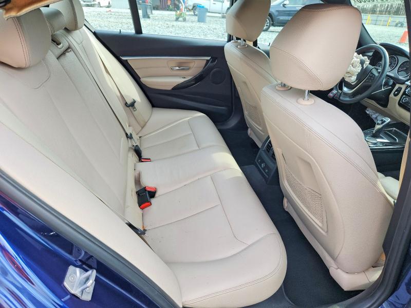 46916886 :رقم المزاد ، WBA8B9G34HNU56712 vin ، 2017 Bmw 330 مزاد بيع