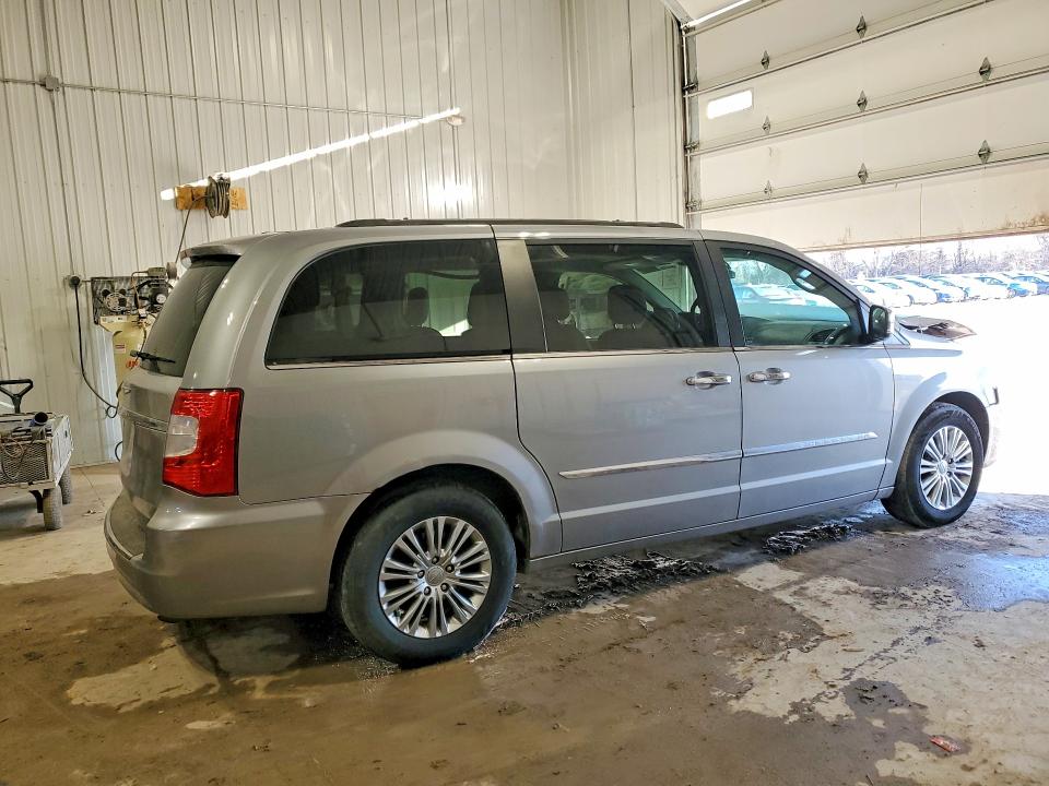 Aukcja sprzedaży 2015 Chrysler Town & Country, vin: 2C4RC1CG0FR547197, numer aukcji: 46049946