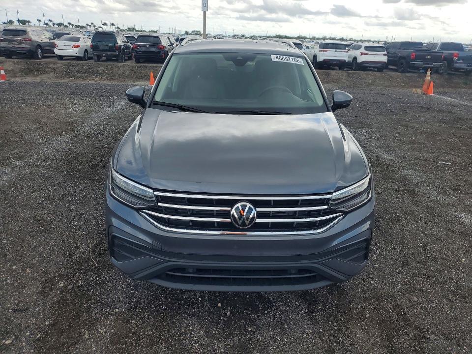 2024 Volkswagen Tiguan მანქანა იყიდება აუქციონზე, vin: 3VV3B7AX2RM113858, აუქციონის ნომერი: 46092166