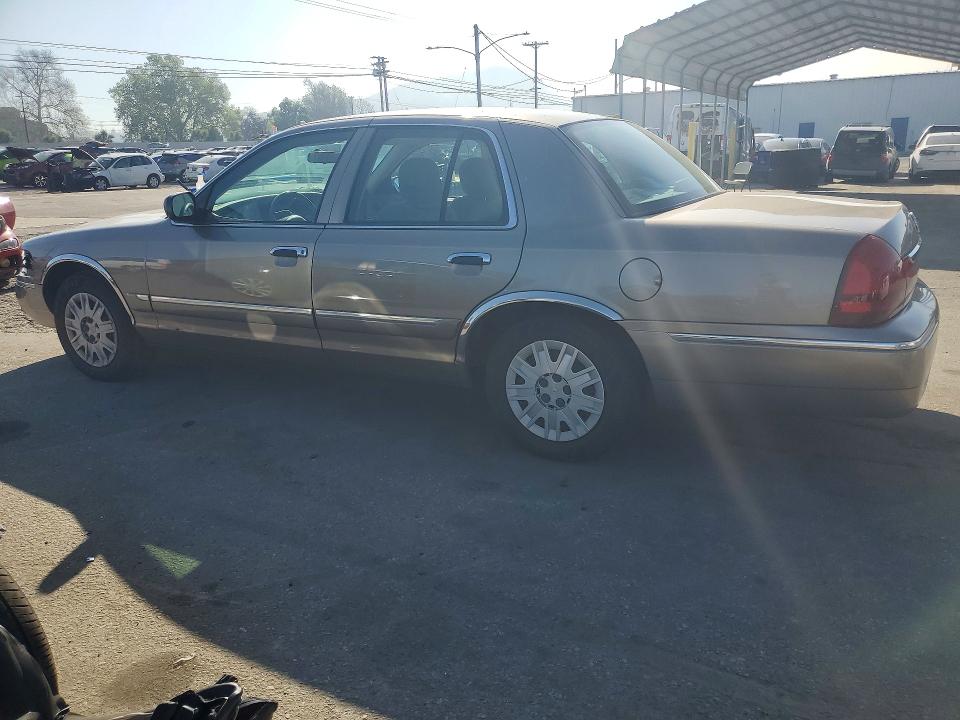 Auction sale of the 2004 Mercury Grand Marquis, vin: 2MEFM74WX4X662549, lot number: 79393115