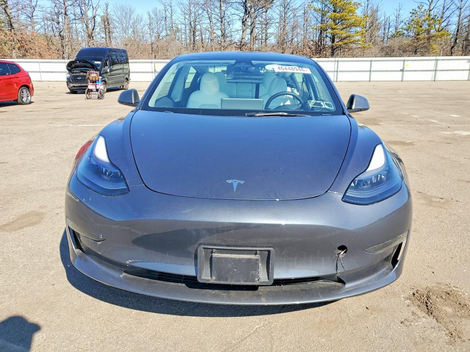 Продажа на аукционе авто 2023 Tesla Model 3, vin: 5YJ3E1EAXPF641027, номер лота: 46448946
