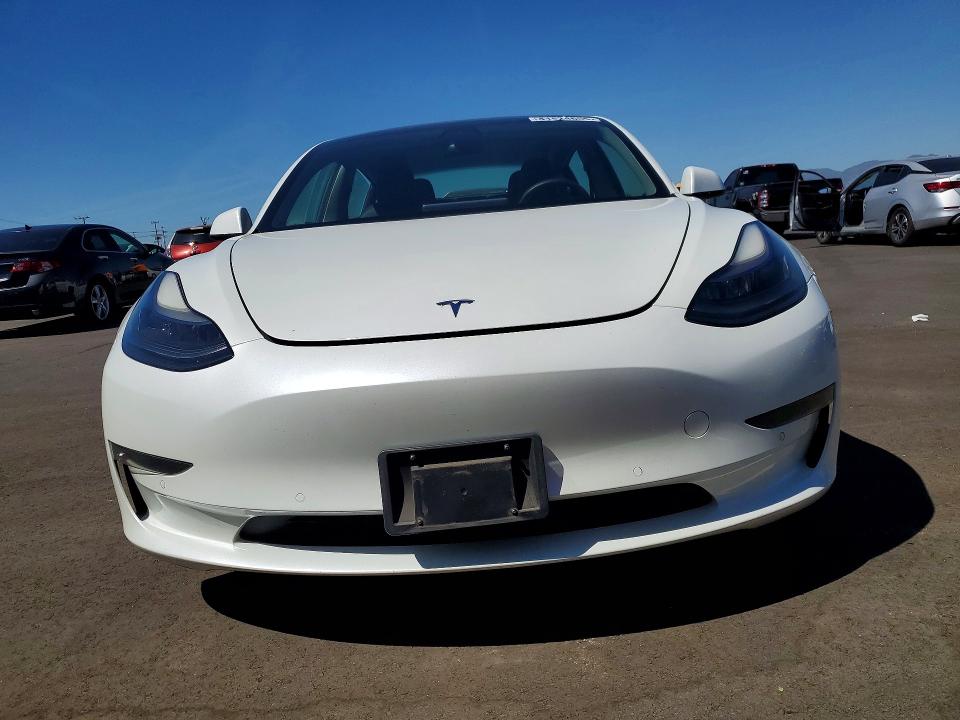 41624656 :رقم المزاد ، 5YJ3E1EA2MF870975 vin ، 2021 Tesla Model 3 مزاد بيع