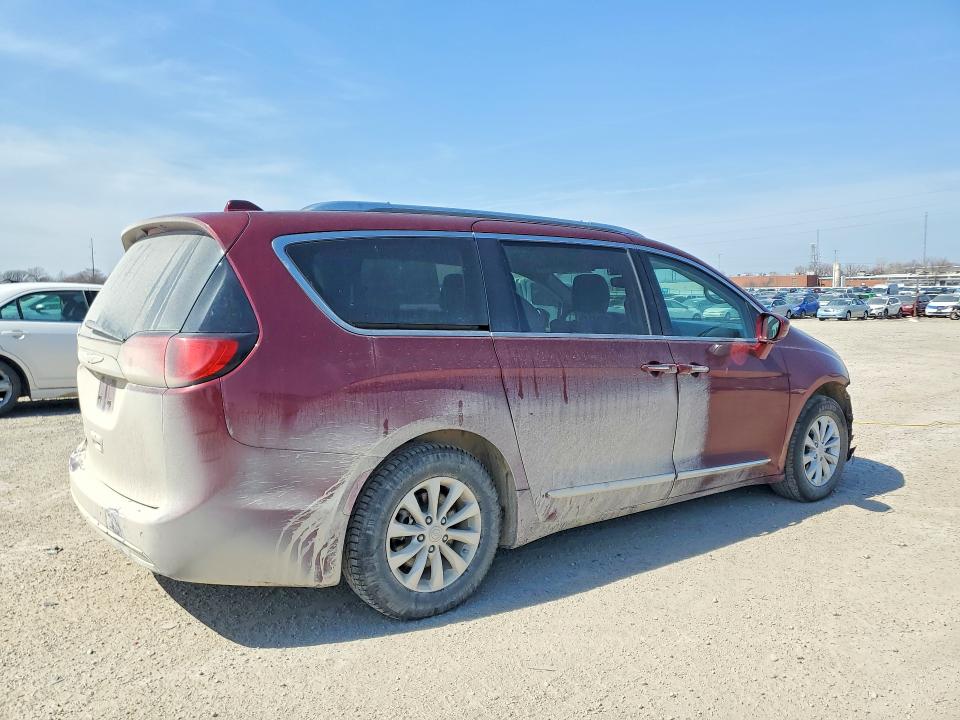 Продаж на аукціоні авто 2018 Chrysler Pacifica, vin: 2C4RC1EG9JR130554, номер лоту: 47914566
