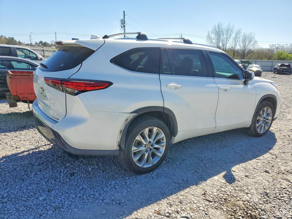Продаж на аукціоні авто 2021 Toyota Highlander, vin: 5TDYZRAH2MS516350, номер лоту: 41798726