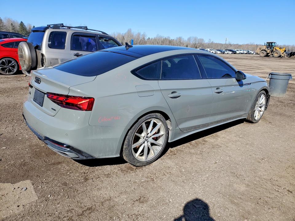 79175145 :رقم المزاد ، WAUFACF58NA015839 vin ، 2022 Audi A5 مزاد بيع