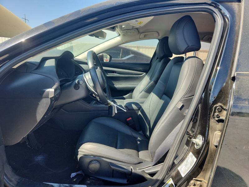 47371256 :رقم المزاد ، 3MZBPABL3MM253671 vin ، 2021 Mazda 3 مزاد بيع