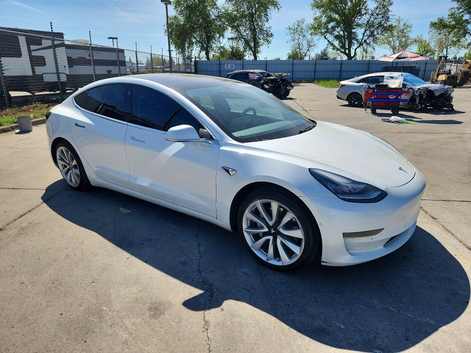 Продажа на аукционе авто 2020 Tesla Model 3, vin: 5YJ3E1EA4LF614478, номер лота: 46398346