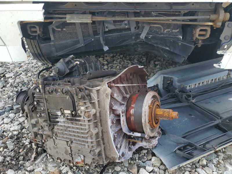 2015 Volvo Vn მანქანა იყიდება აუქციონზე, vin: 4V4NC9DG2FN921371, აუქციონის ნომერი: 46308516