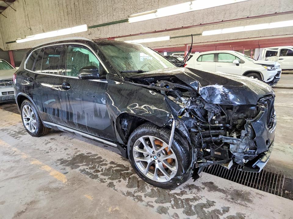Продаж на аукціоні авто 2022 Bmw X5, vin: 5UXCR6C05N9L39193, номер лоту: 45575006