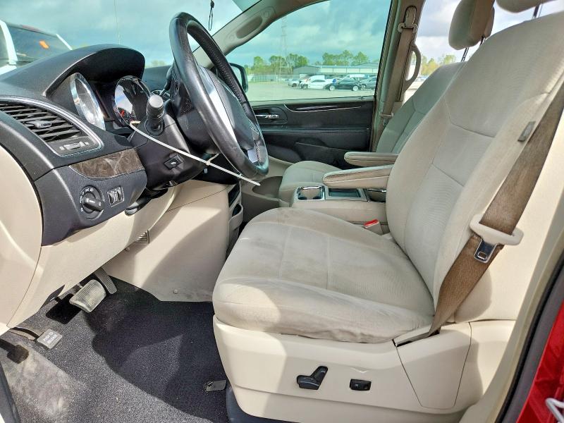 45608606 :رقم المزاد ، 2A4RR5DG4BR676908 vin ، 2011 Chrysler Town & Country مزاد بيع