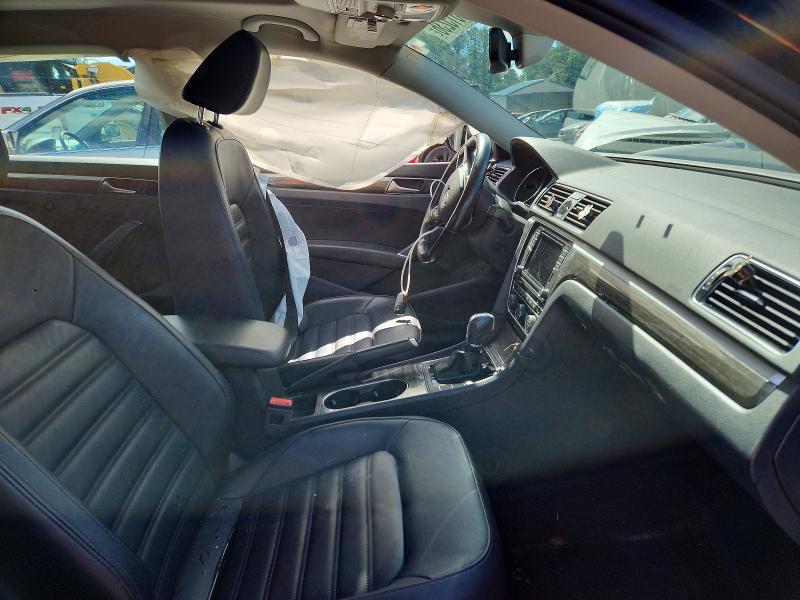 46315236 :رقم المزاد ، 1VWCT7A36HC083186 vin ، 2017 Volkswagen Passat مزاد بيع