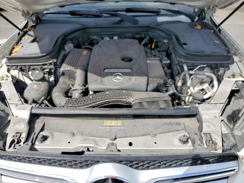 41720506 :رقم المزاد ، WDC0G4JB2JV037391 vin ، 2018 Mercedes-benz Glc مزاد بيع
