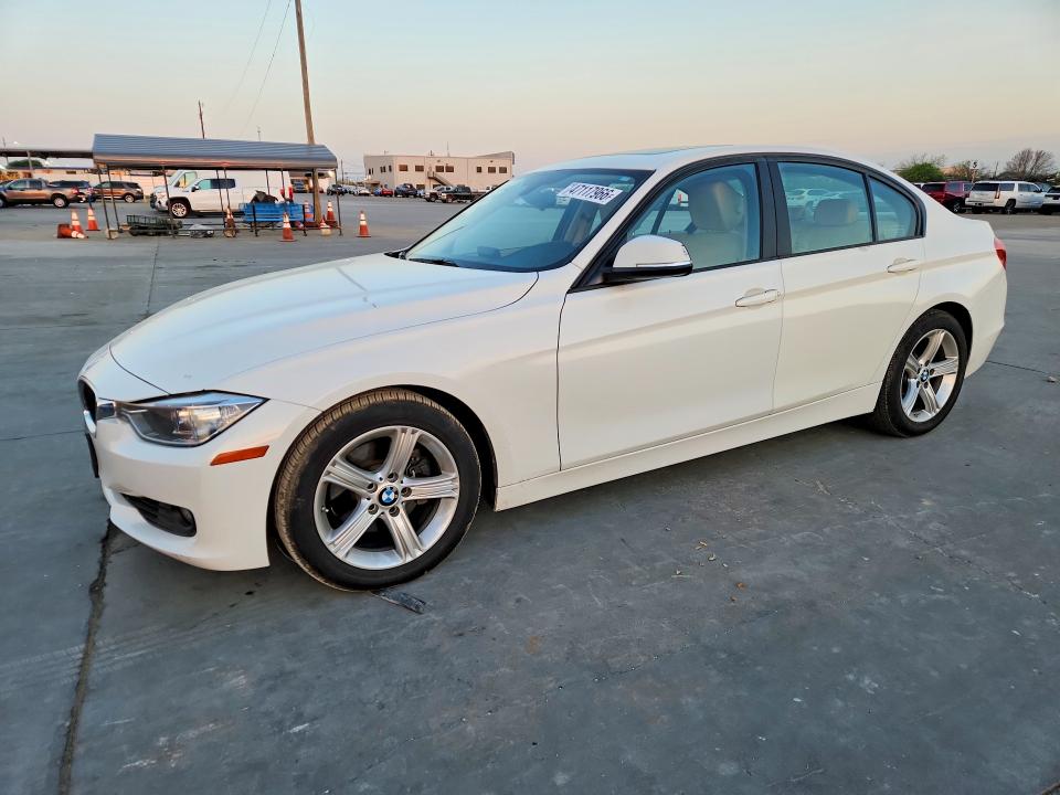 47117966 :رقم المزاد ، WBA3C1C53EK115363 vin ، 2014 Bmw 328 مزاد بيع