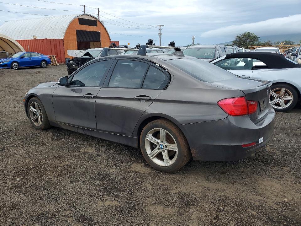 46756696 :رقم المزاد ، WBA3B1C52DK128624 vin ، 2013 Bmw 320 مزاد بيع