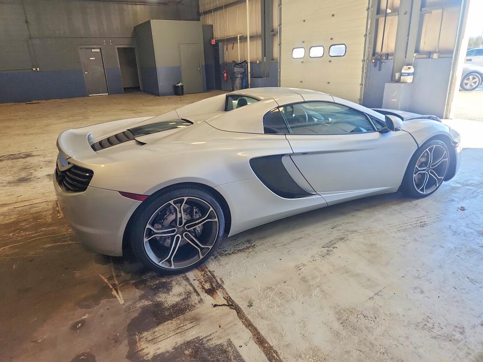 2013 Mclaren Automotive Mp4-12c მანქანა იყიდება აუქციონზე, vin: SBM11BAA6DW002785, აუქციონის ნომერი: 96896515