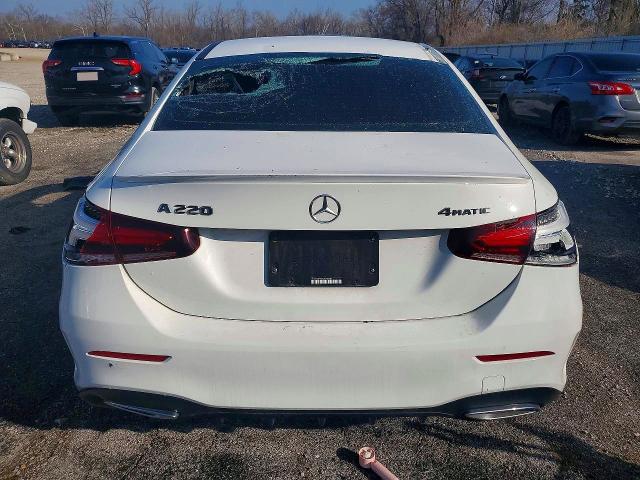 45570596 :رقم المزاد ، WDD3G4FB7KW030787 vin ، 2019 Mercedes-benz A مزاد بيع