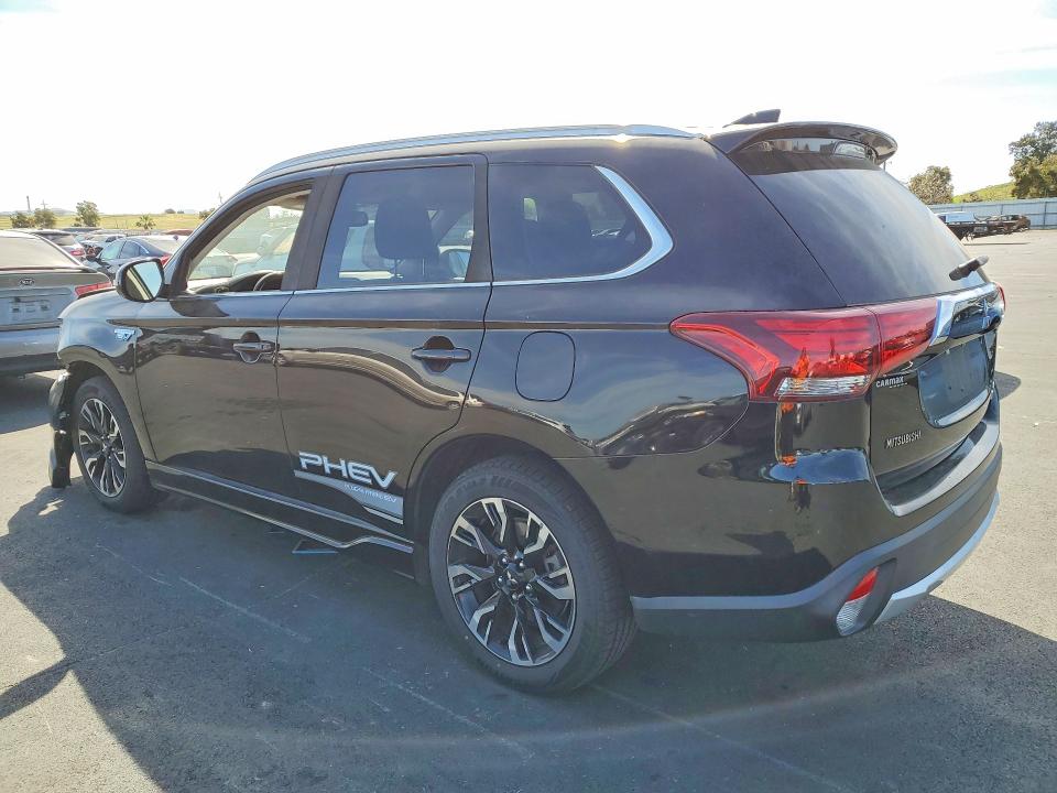 Продаж на аукціоні авто 2018 Mitsubishi Outlander, vin: JA4J24A51JZ030910, номер лоту: 47397346
