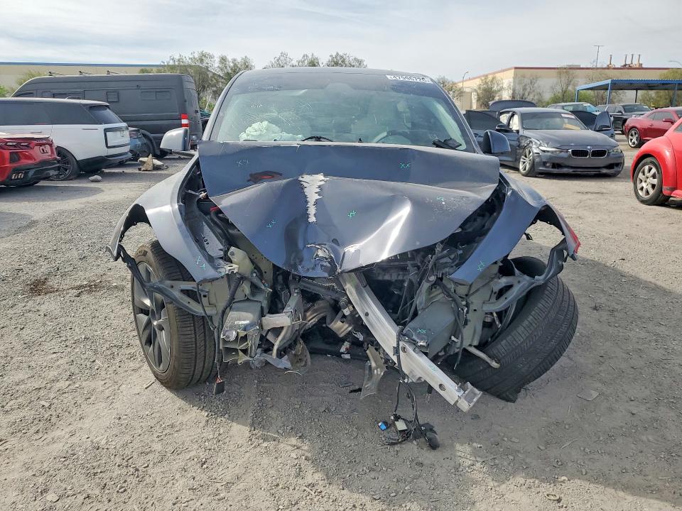 Продаж на аукціоні авто 2025 Tesla Model Y, vin: 7SAYGDEE5SA360332, номер лоту: 47996726