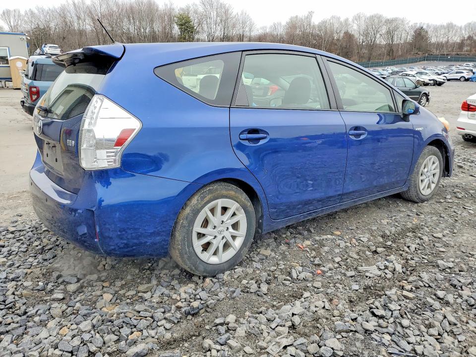 2013 Toyota Prius V მანქანა იყიდება აუქციონზე, vin: JTDZN3EU7D3192933, აუქციონის ნომერი: 45618956