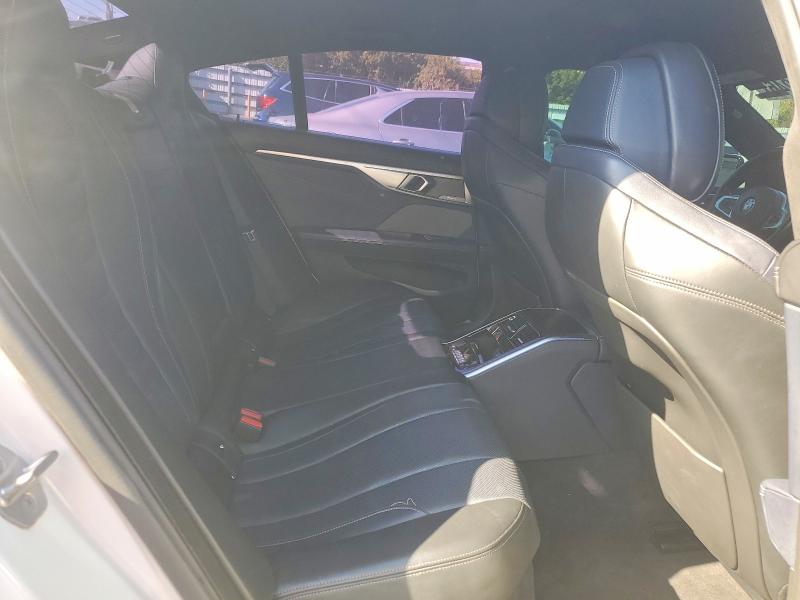 46842246 :رقم المزاد ، WBAGV8C01NCJ74706 vin ، 2022 Bmw M850xi مزاد بيع