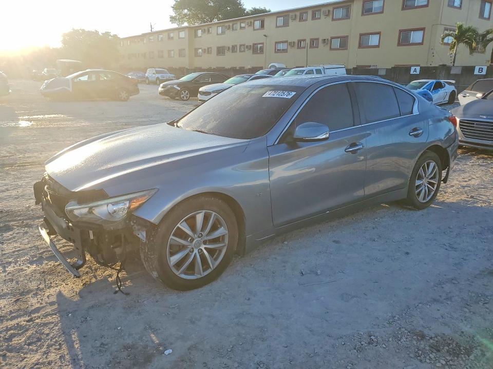 47212576 :رقم المزاد ، JN1BV7AR4FM403080 vin ، 2015 Infiniti Q50 مزاد بيع