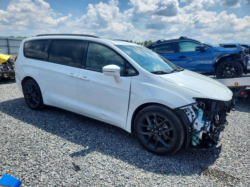 Продаж на аукціоні авто 2021 Chrysler Pacifica, vin: 2C4RC1BG3MR555860, номер лоту: 47689666