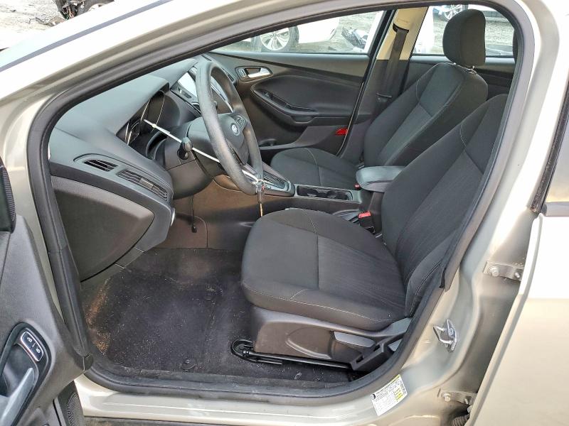 45795956 :رقم المزاد ، 1FADP3K21GL320567 vin ، 2016 Ford Focus مزاد بيع
