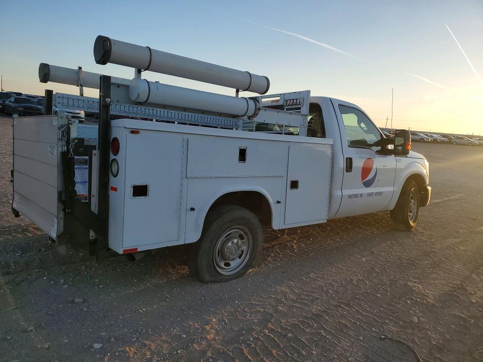 47297296 :رقم المزاد ، 1FTBF2A67GEC30525 vin ، 2016 Ford F250 مزاد بيع