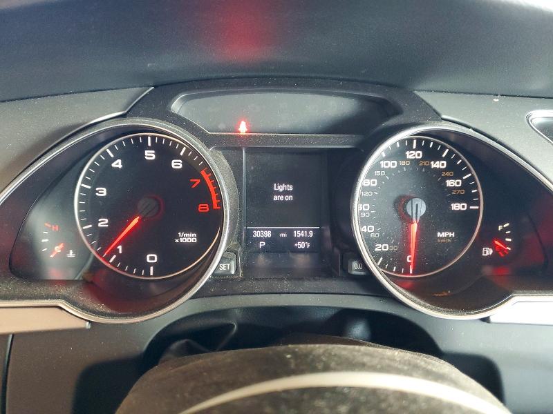 Продажа на аукционе авто 2010 Audi A5, vin: WAULFAFH9AN023437, номер лота: 41973786