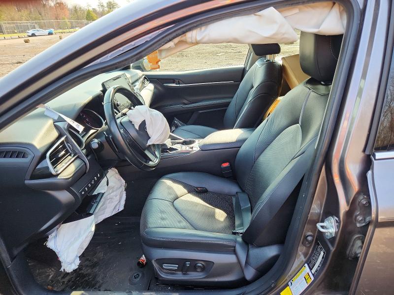 46153846 :رقم المزاد ، 4T1KZ1AK1PU087023 vin ، 2023 Toyota Camry مزاد بيع