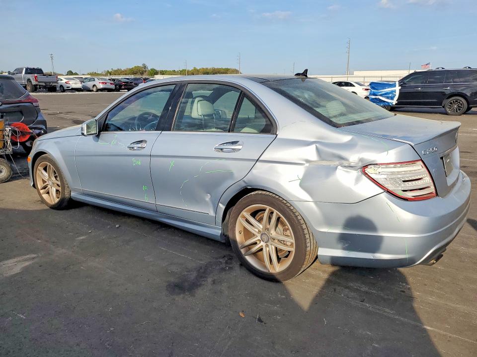 Продажа на аукционе авто 2014 Mercedes-benz C, vin: WDDGF4HB3ER310856, номер лота: 45981946