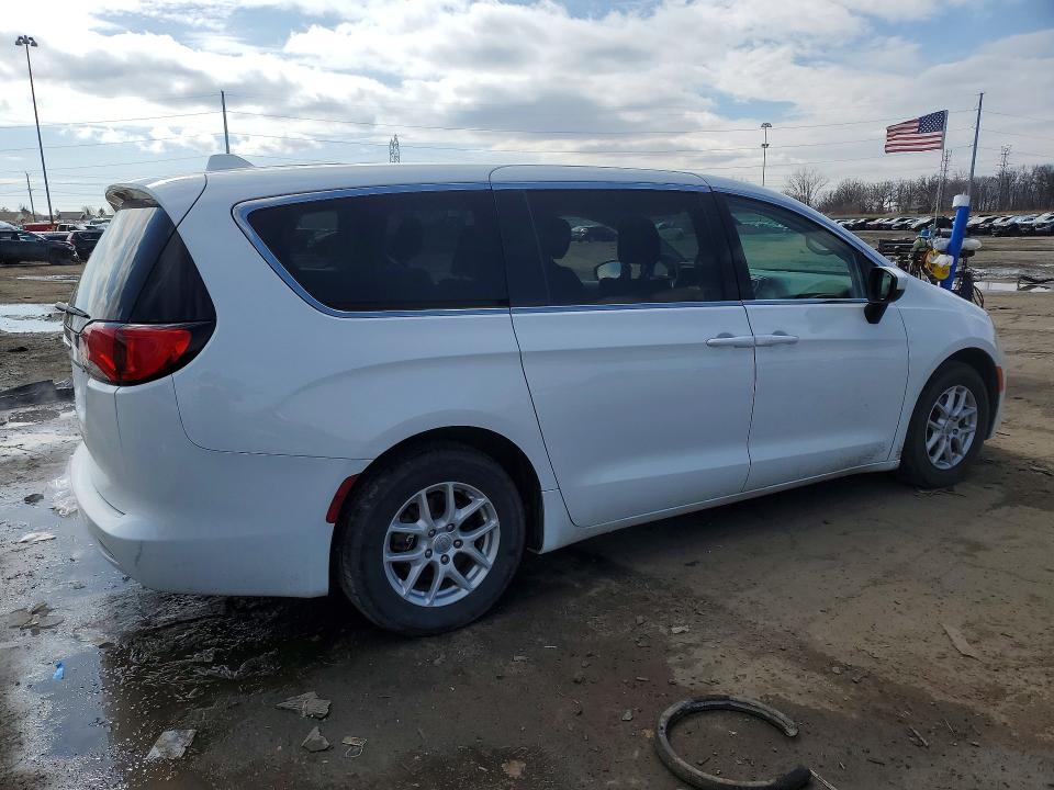 47223876 :رقم المزاد ، 2C4RC1CG8LR279088 vin ، 2020 Chrysler Voyager مزاد بيع