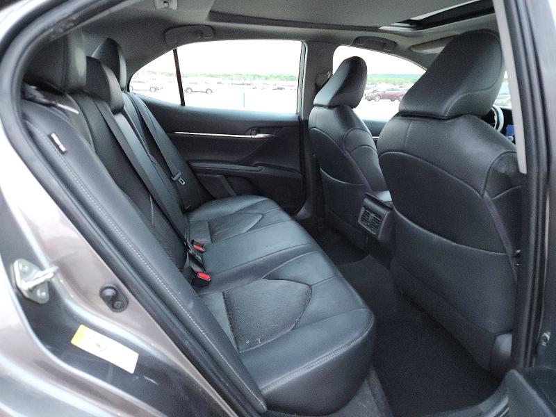 Продажа на аукционе авто 2018 Toyota Camry, vin: 4T1B61HK8JU119715, номер лота: 48007106