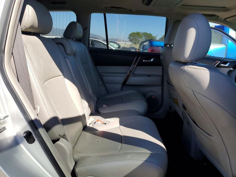 Продажа на аукционе авто 2013 Toyota Highlander, vin: 5TDYK3EH1DS122138, номер лота: 46419906