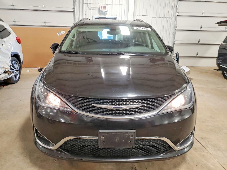 Продаж на аукціоні авто 2017 Chrysler Pacifica, vin: 2C4RC1EG7HR756842, номер лоту: 42072006