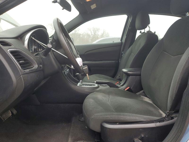 79863245 :رقم المزاد ، 1C3BC4FB8BN538424 vin ، 2011 Chrysler 200 مزاد بيع