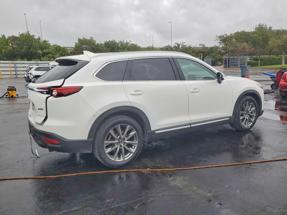 Продажа на аукционе авто 2018 Mazda Cx-9, vin: JM3TCBEY5J0224663, номер лота: 45950486