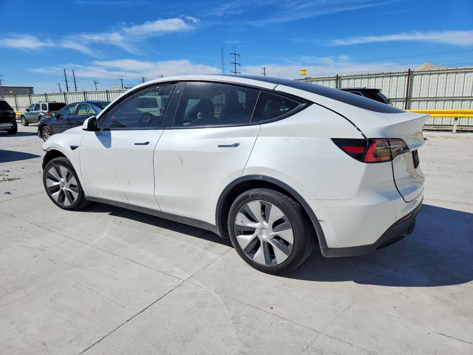 Продажа на аукционе авто 2021 Tesla Model Y, vin: 5YJYGDED6MF116215, номер лота: 45444466