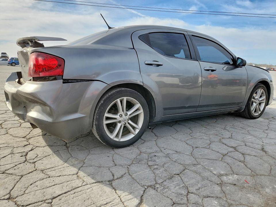47051346 :رقم المزاد ، 1C3CDZAG0DN770570 vin ، 2013 Dodge Avenger مزاد بيع