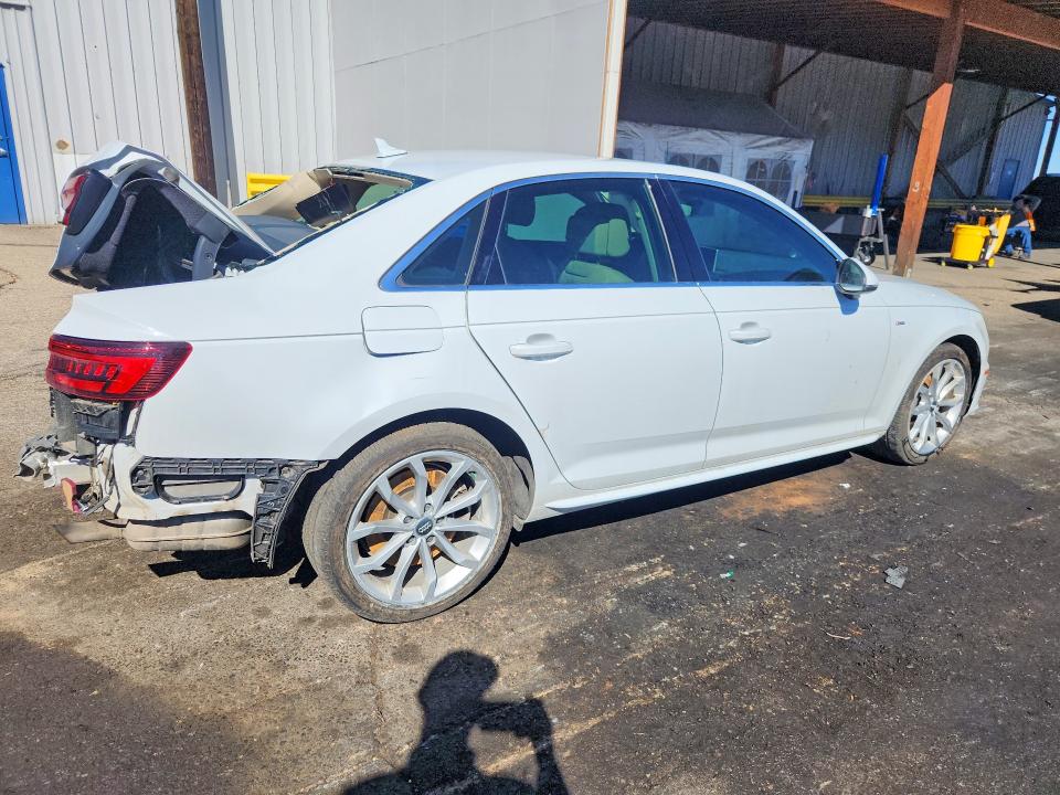 Продажа на аукционе авто 2019 Audi A4, vin: WAUENAF46KN020862, номер лота: 41945756